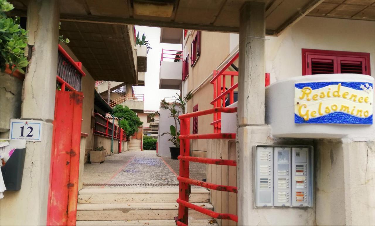 Casa Vacanza Nina Milazzo Luaran gambar