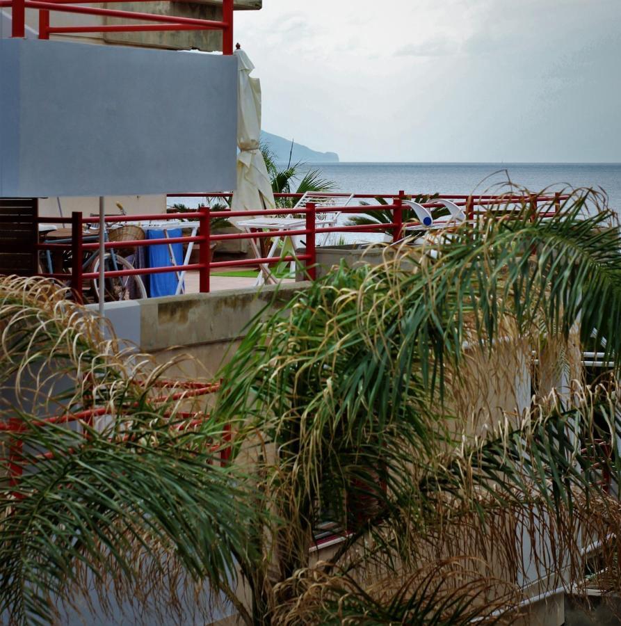 Casa Vacanza Nina Milazzo Luaran gambar